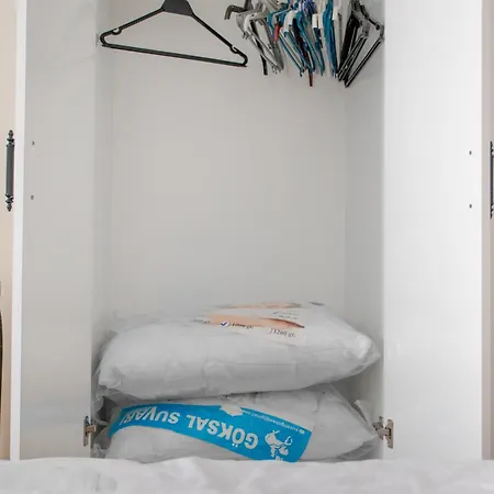 Large And Quiet Family 40 Apartament